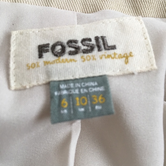 Fossil brand Cream Blazer Jacked Size 6 - Picture 3 of 4
